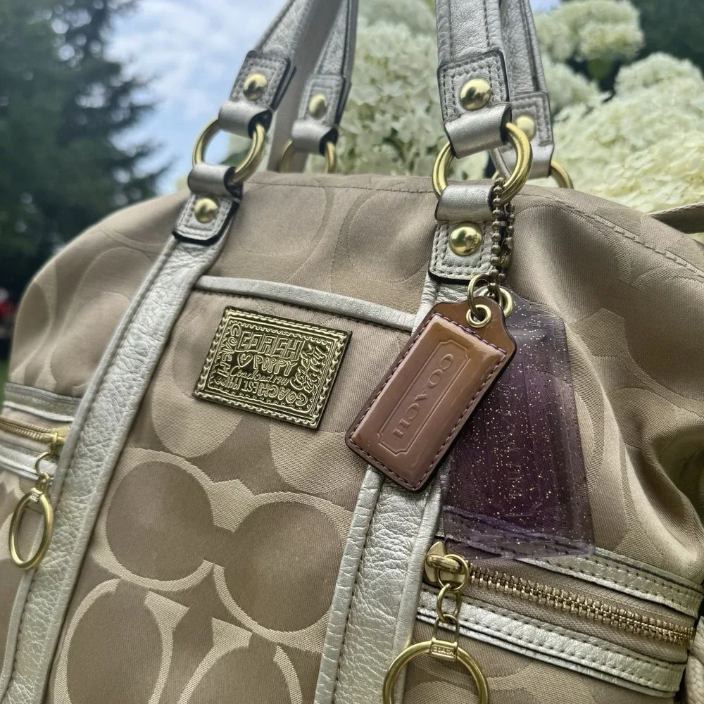 Coach Poppy Signature Tote Bag- Canvas & Leather ~ Beige ~ Gold Toned